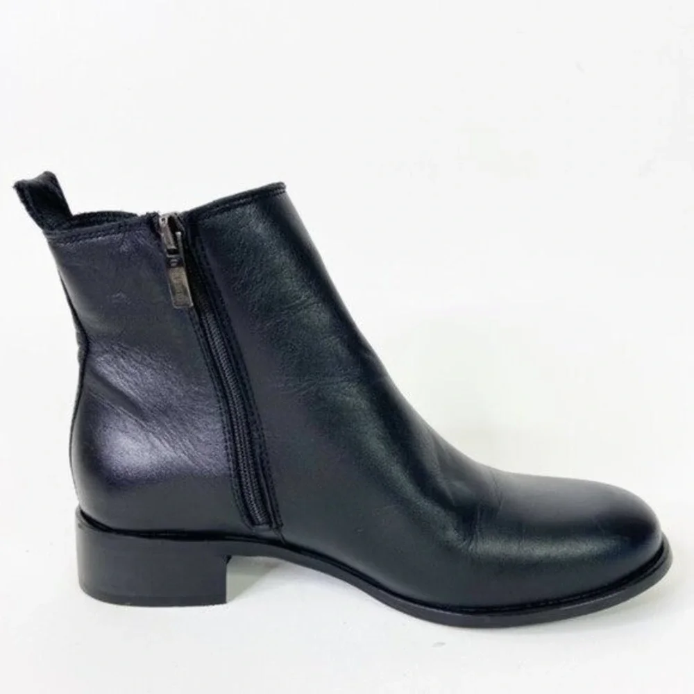 LA CANADIENNE 5.5 Salem Waterproof‎ Bootie Black Leather